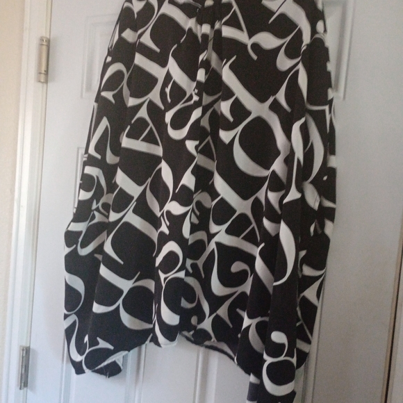 Shein Letter Number Print Bat Sleeve Moc Neck Cape Blouse Sz Large - Picture 6 of 6